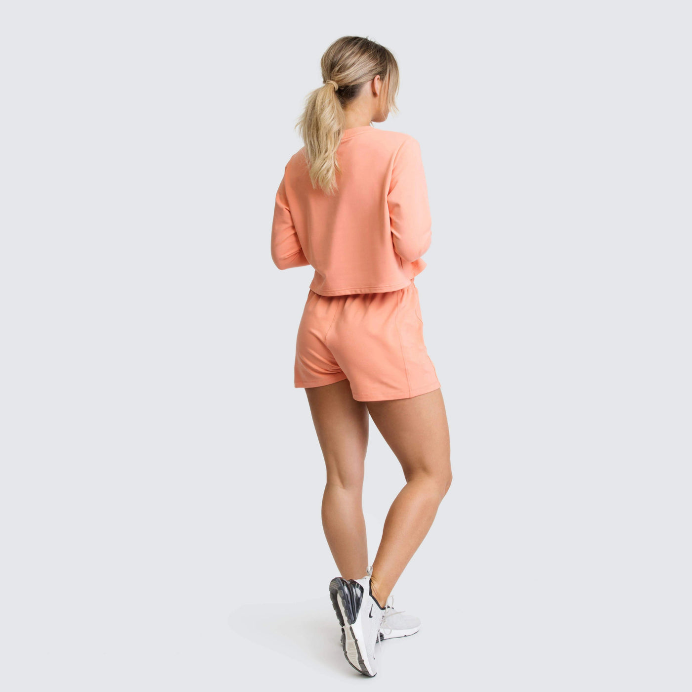 Seloura – Nieuwe Yogaset met Elegante Europese Snit