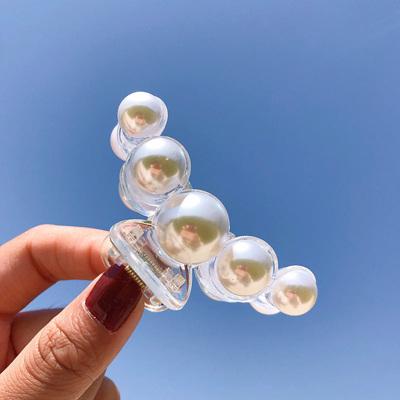 Simple grasping chuck hair taking a bath