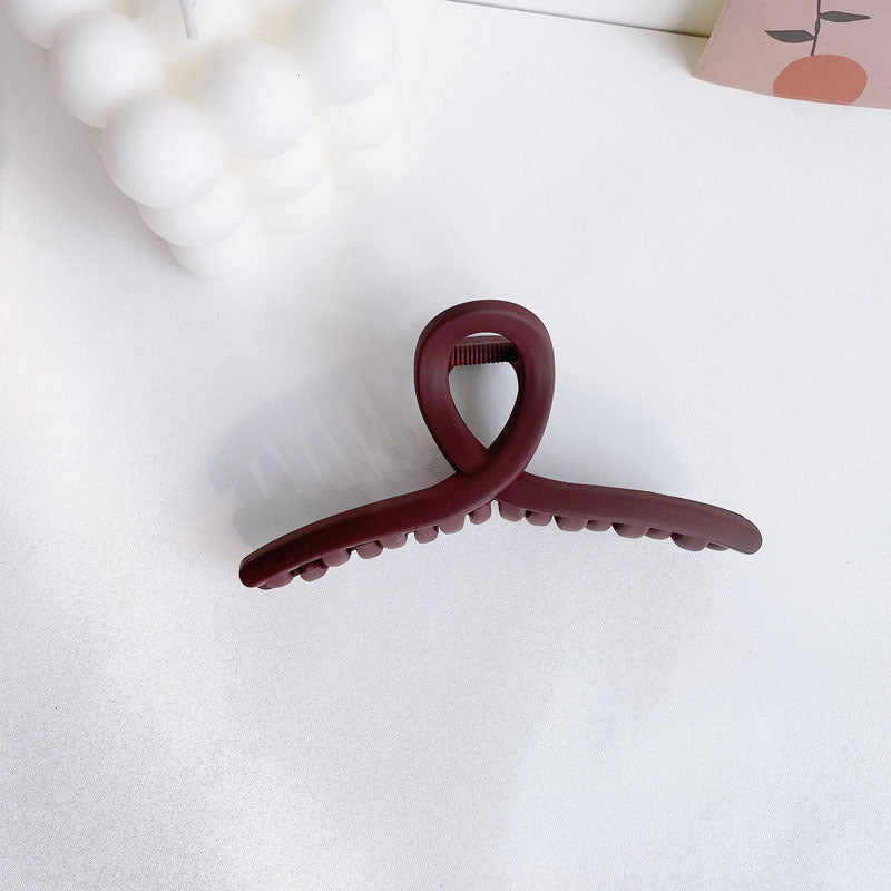 Simple grasping chuck hair taking a bath