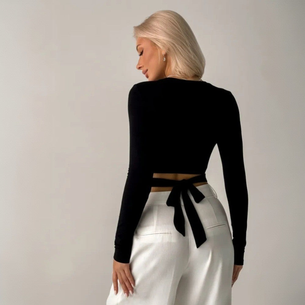 Lunessa – Stijlvolle Croptop met Hollow Design en Bandjes