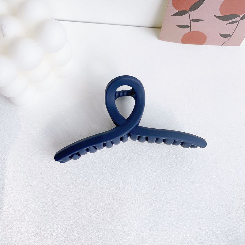 Simple grasping chuck hair taking a bath