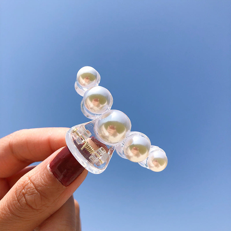 Simple grasping chuck hair taking a bath