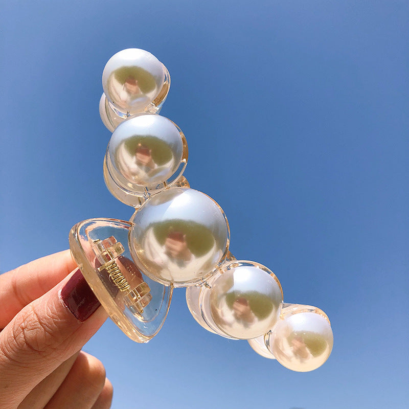 Simple grasping chuck hair taking a bath