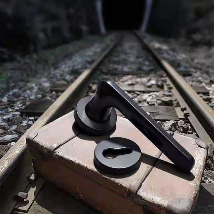 Medieval Style Bedroom Roor Lock set