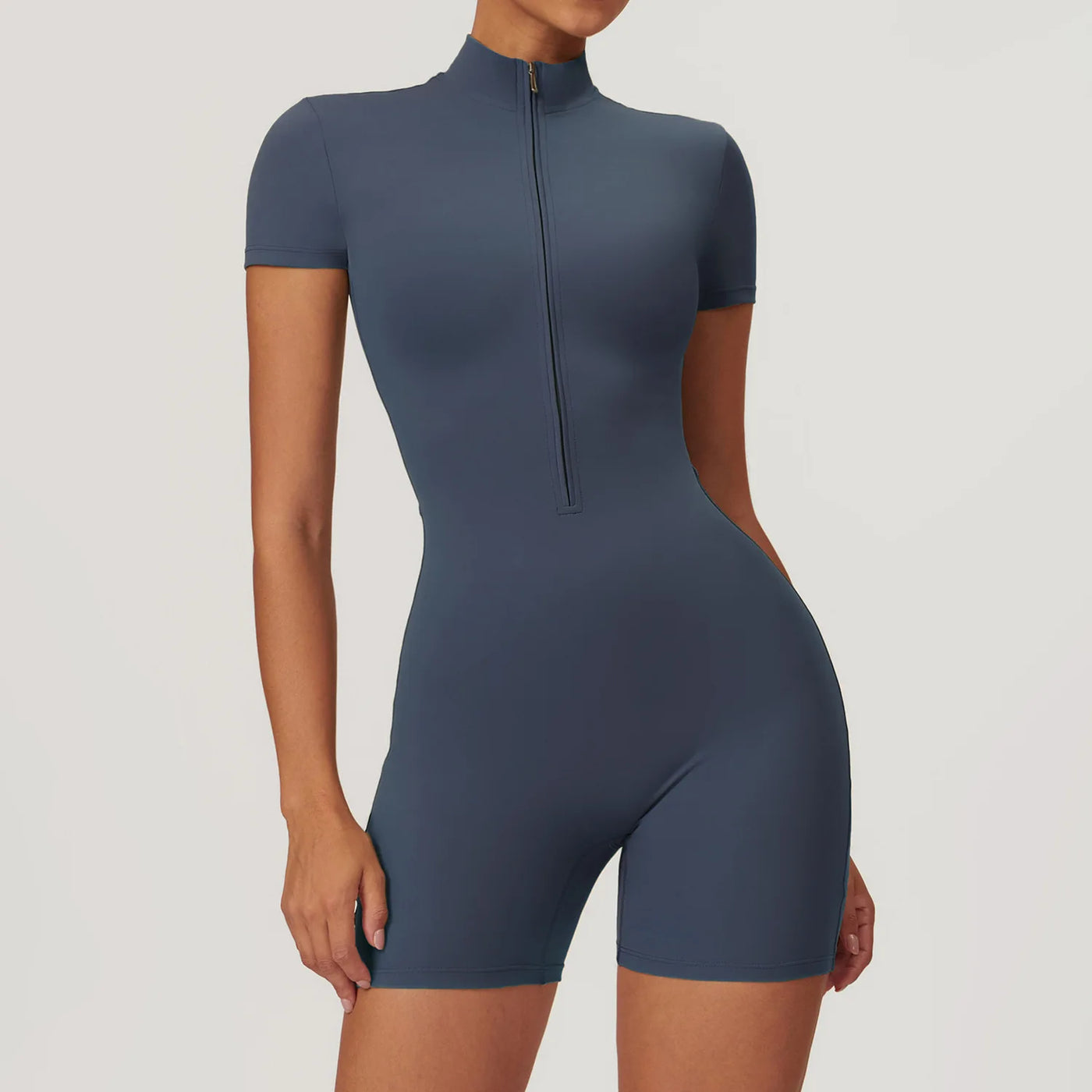 Nayela – Sportieve Yogaset met Sexy Look en Ritsdetail