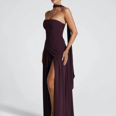 Nyelora – Elegante Open Rug Jurk met Street Chic Flair