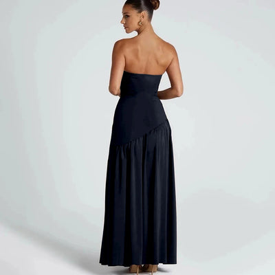 Nyelora – Elegante Open Rug Jurk met Street Chic Flair