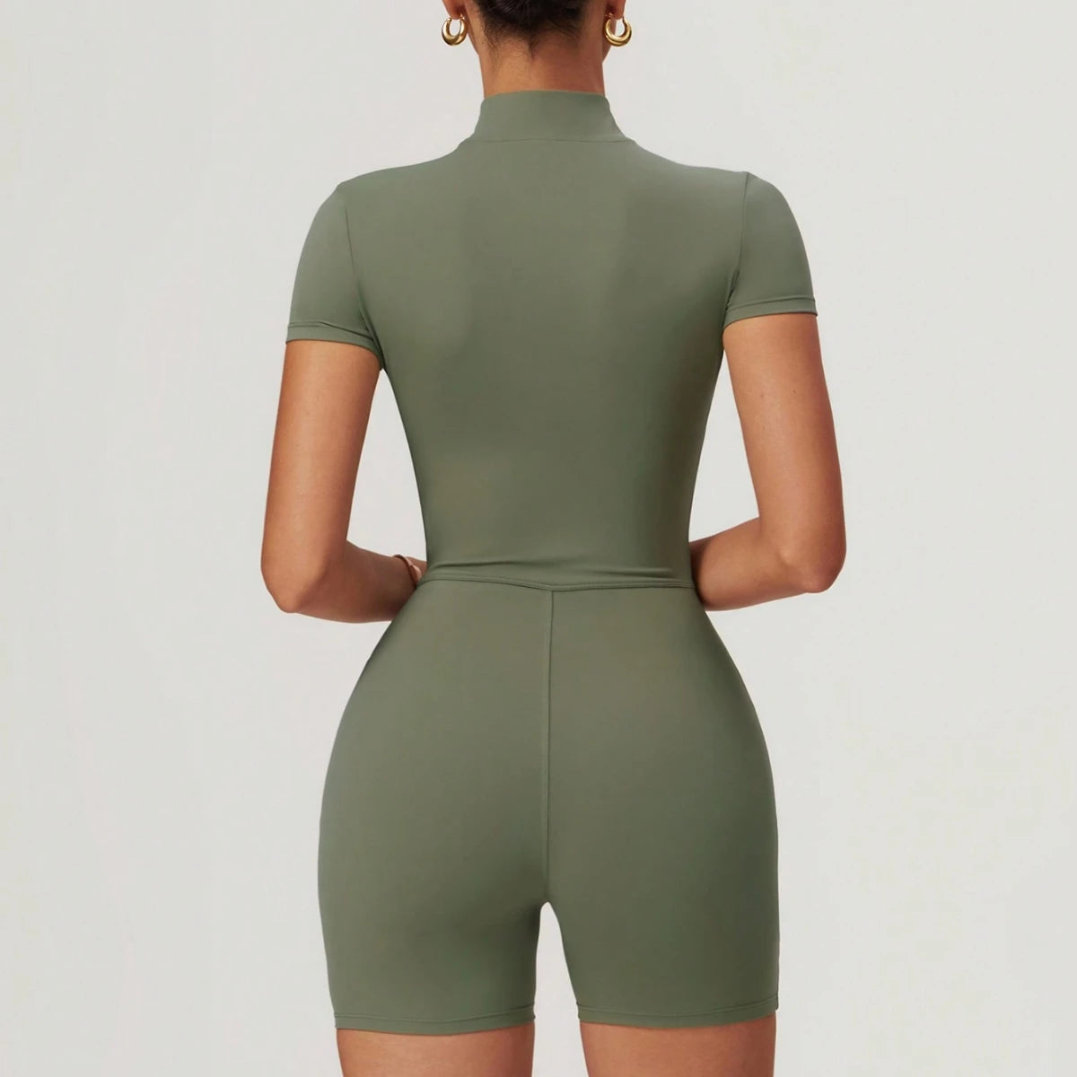 Nayela – Sportieve Yogaset met Sexy Look en Ritsdetail